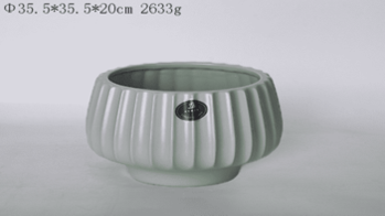 Arlo Ribbed Planter